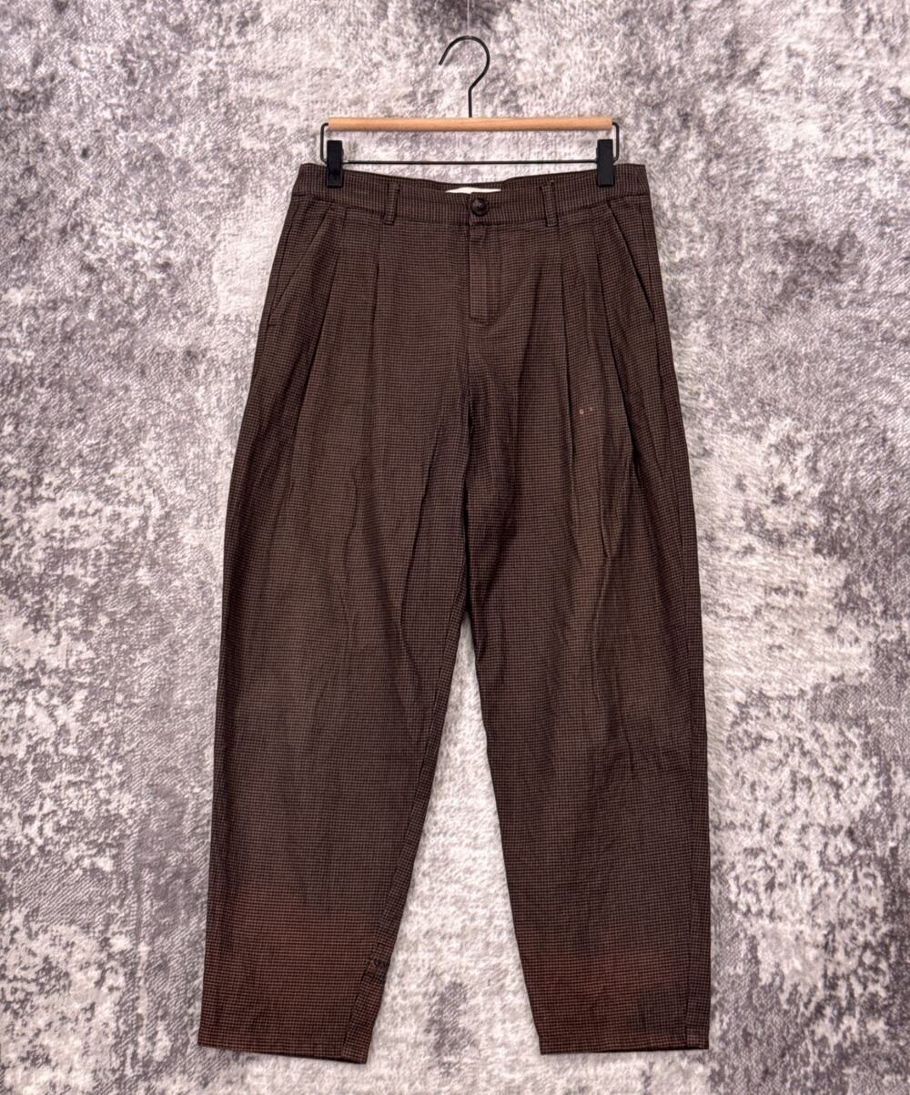 A Kind of Guise Pants 44 / US 30 Mens Cotton Herringbone Pleated *FLAWS*